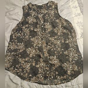 Maurices Black and Cream Floral Blouse